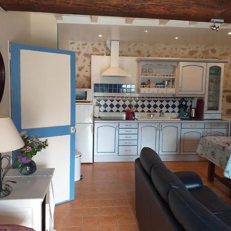 Gite Moulin De Ludieras Busserolles المظهر الخارجي الصورة