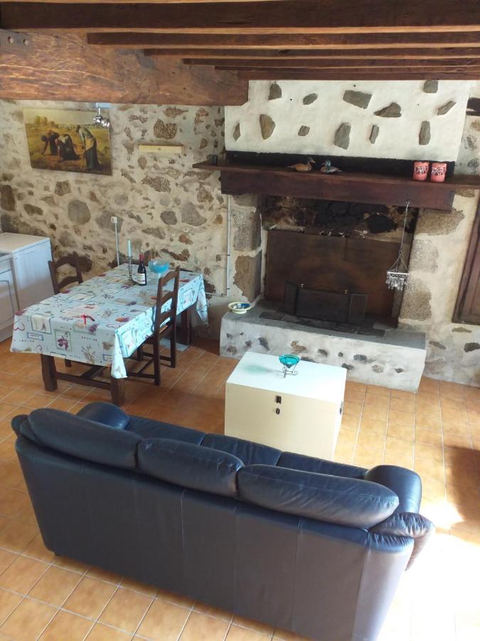 Gite Moulin De Ludieras Busserolles المظهر الخارجي الصورة